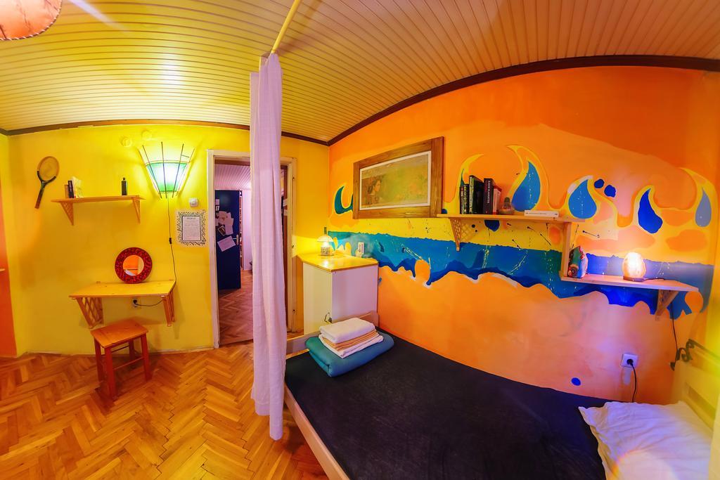 Hostel Mali Mrak Zagreb Eksteriør billede